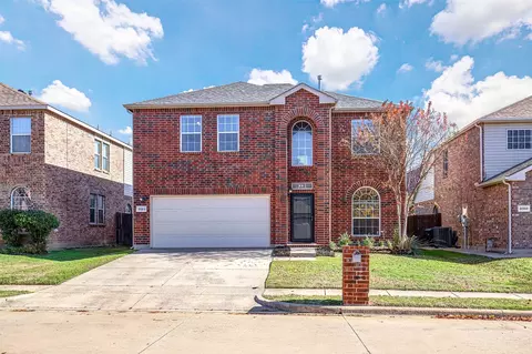 10104 Pear St, Fort Worth, TX 76244
