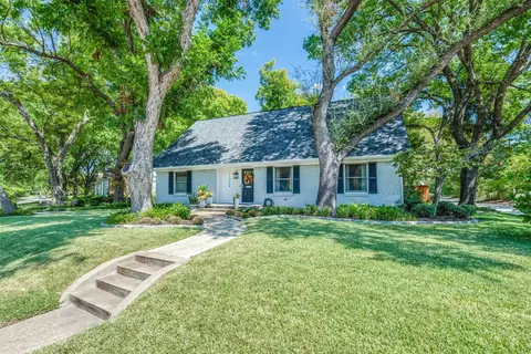 11706 Dixfield Dr, Dallas, TX 75218