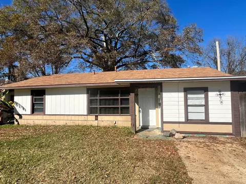 629 Garden St, Bossier City, LA 71112