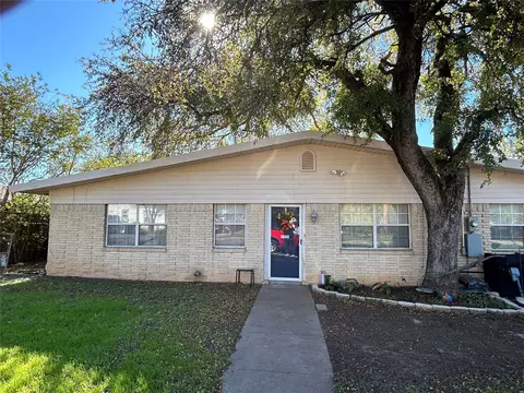 1108 Greathouse St, Bridgeport, TX 76426