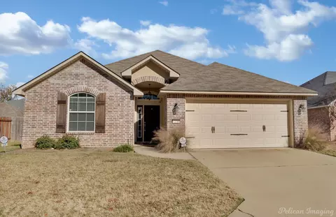 224 Riverbrooke Dr, Shreveport, LA 71115