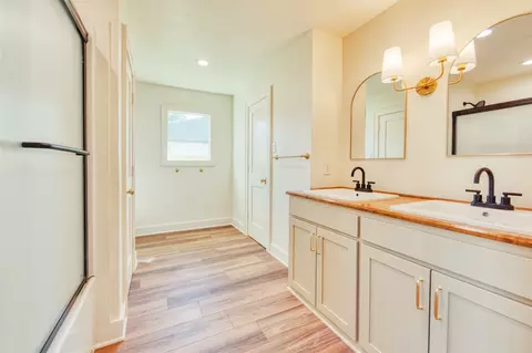 207 E Cardinal St, Ector, TX 75439 photo 9