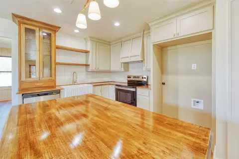 207 E Cardinal St, Ector, TX 75439 photo 6
