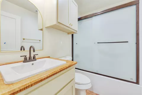 207 E Cardinal St, Ector, TX 75439 photo 11