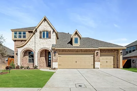 145 Fireberry Dr, Glenn Heights, TX 75154