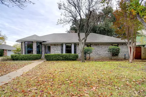 1517 Amherst Dr, Denton, TX 76201