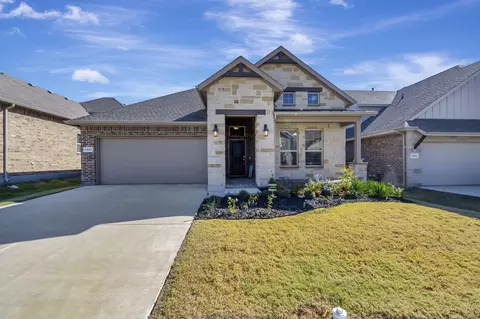 1301 Trailblazer Way, Northlake, TX 76247
