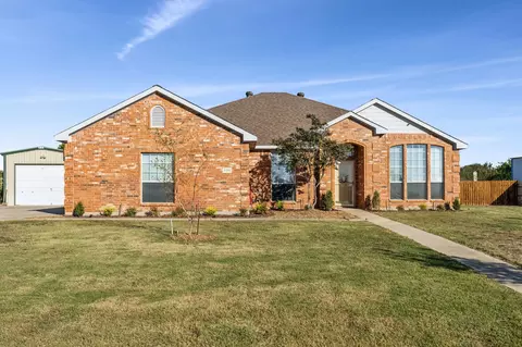 835 Sherry Ln S, Krugerville, TX 76227