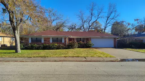 204 Doris St, Crandall, TX 75114