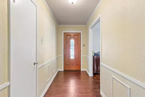 3310 Lake Heights Dr, Waco, TX 76708 photo 2