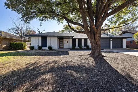 5105 Whistler Dr, Fort Worth, TX 76133