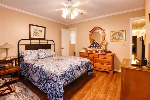Bedroom - 111 Janice Dr Ext, Springhill, LA 71075 photo 4 of 6