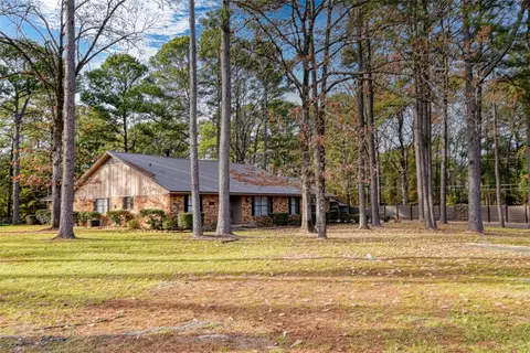 Exterior - 111 Janice Dr Ext, Springhill, LA 71075 photo 2 of 7