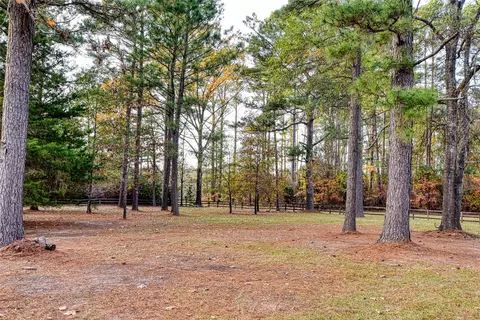 Exterior - 111 Janice Dr Ext, Springhill, LA 71075 photo 5 of 7