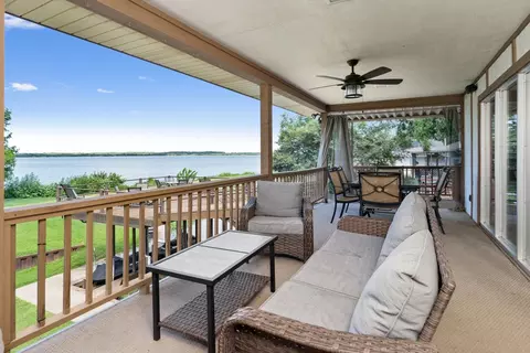 10841 Jeanell Dr, Kemp, TX 75143