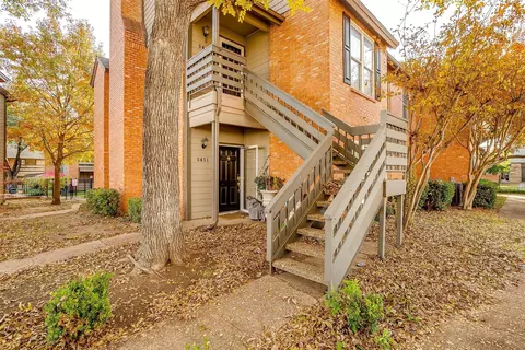 3449 Monticello Park Pl, Fort Worth, TX 76107
