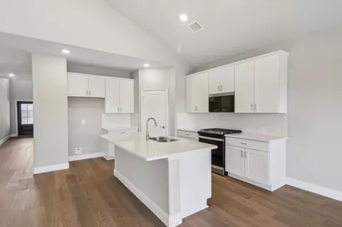 9208 Horse Herd Dr, Fort Worth, TX 76123