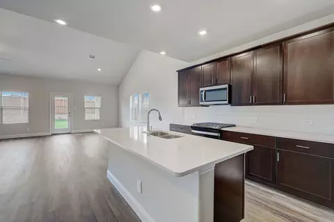9225 Horse Herd Dr, Fort Worth, TX 76123