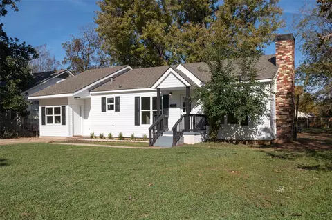 2513 Broadway Dr, Bossier City, LA 71111