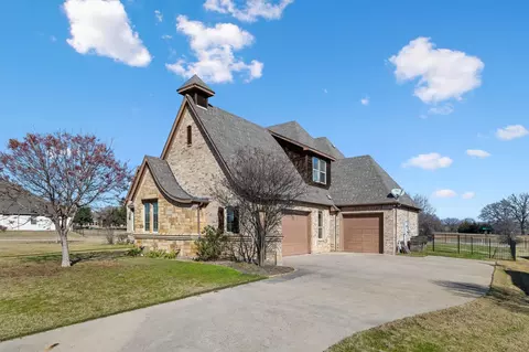116 Highgate Ct, Boyd, TX 76023 photo 3