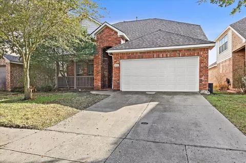 8213 Olympia Dr, Mckinney, TX 75072