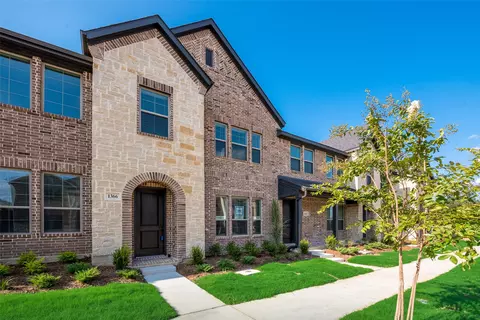 216 Spring Hill Rd, Flower Mound, TX 75028