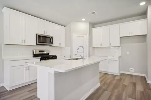 9229 Horse Herd Dr, Fort Worth, TX 76123