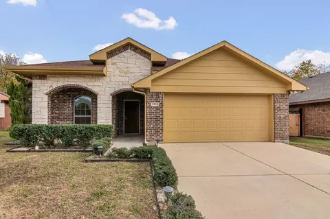 2916 Pacifico Way, Fort Worth, TX 76111