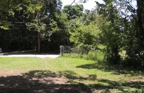 2829 Farragut St, Dallas, TX 75215