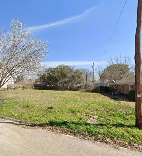 1730 Clearbrook Ln, Corsicana, TX 75110
