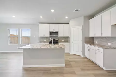 1919 Westhill Dr, Cleburne, TX 76033
