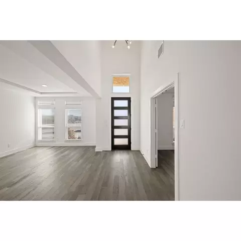 1127 Woodridge Dr, Desoto, TX 75115