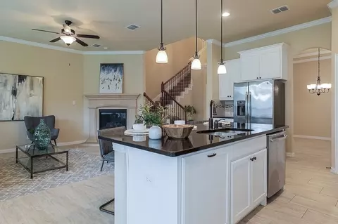 Kitchen - 802 River Birch Ct, Euless, TX 76039 photo 3 of 4