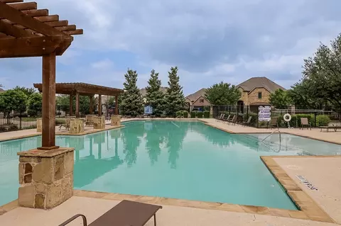 Exterior - 802 River Birch Ct, Euless, TX 76039 photo 3 of 3