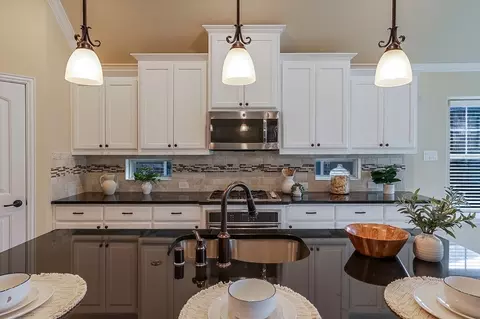 Kitchen - 802 River Birch Ct, Euless, TX 76039 photo 1 of 4