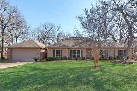 140 Pelican Pt, Streetman, TX 75859