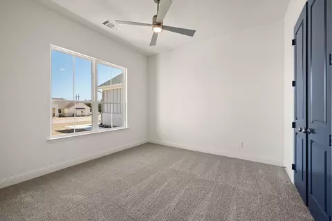1058 Monaco Ct, Springtown, TX 76082 photo 12