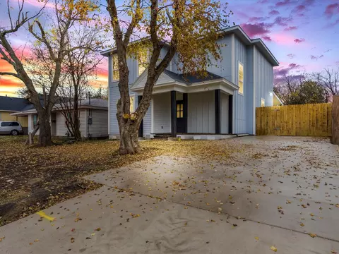 405 E Walnut St, Hillsboro, TX 76645