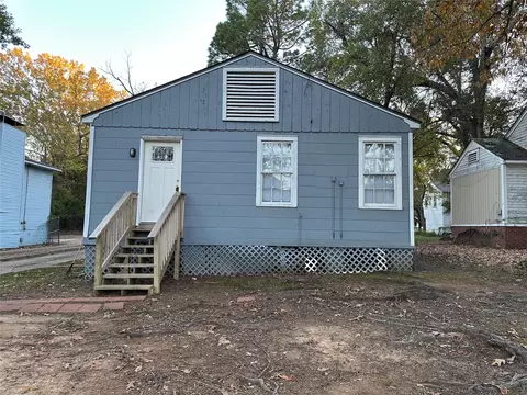 157 E College St, Shreveport, LA 71104