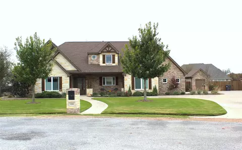 106 Angela Ct, Stephenville, TX 76401