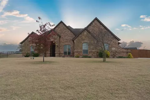 165 Mill Crossing Ln, Springtown, TX 76082