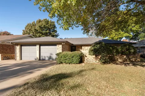 4428 Prince Edward Dr, Wichita Falls, TX 76308