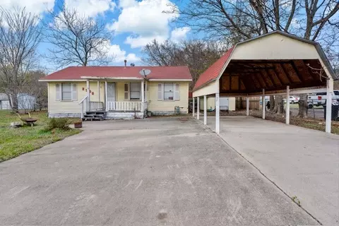 2530 W Sherman St, Paris, TX 75460