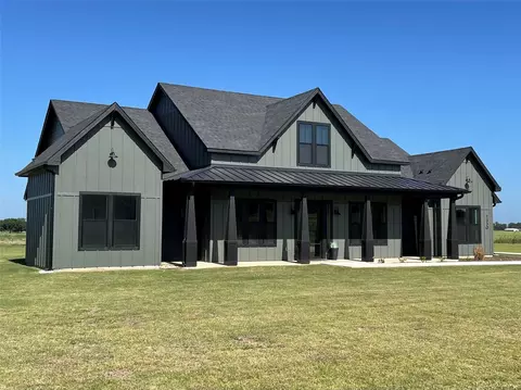 1330 Dixie Estates Way, Whitesboro, TX 76273