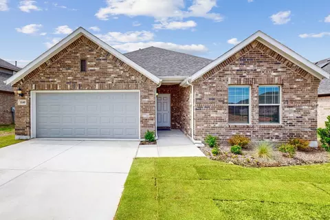 1140 Birchwood Dr, Crowley, TX 76036