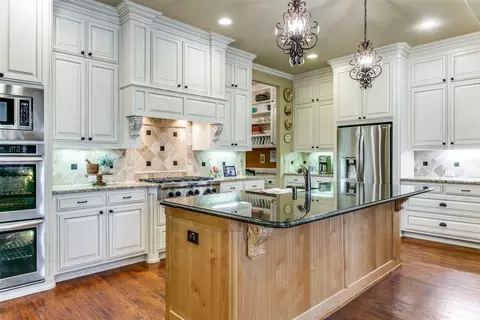 1008 Pienza Path, Keller, TX 76248 photo 12