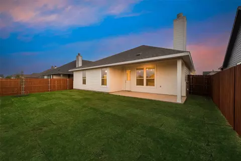 1233 Comal Ln, Springtown, TX 76082 photo 23