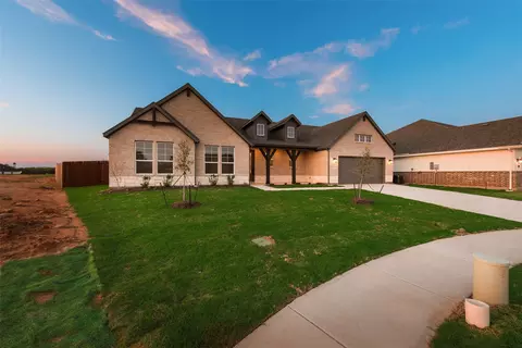 1229 Comal Ln, Springtown, TX 76082 photo 3