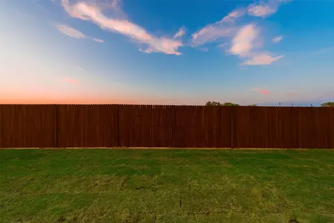 1229 Comal Ln, Springtown, TX 76082 photo 21