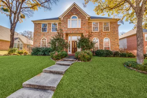 8608 Caddo Ct, North Richland Hills, TX 76182